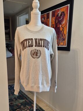 New York Popular United Nations Cream Waffle Knit Crew Neck Pullover Sweater Uni